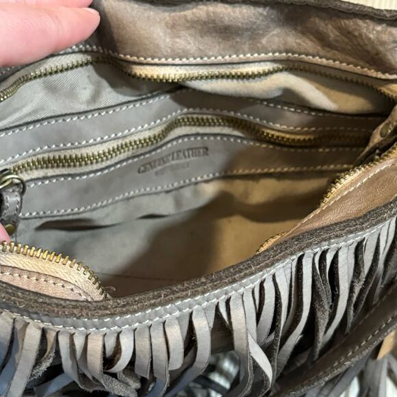 Bolsa Nova NWT Taupe Leather Fringe Crossbody Bag - Picture 4 of 11